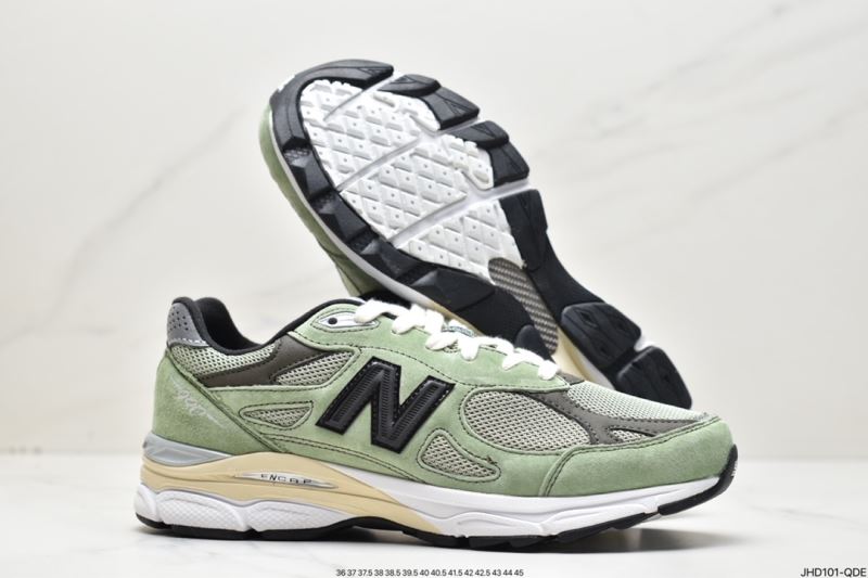 New Balance Sneakers